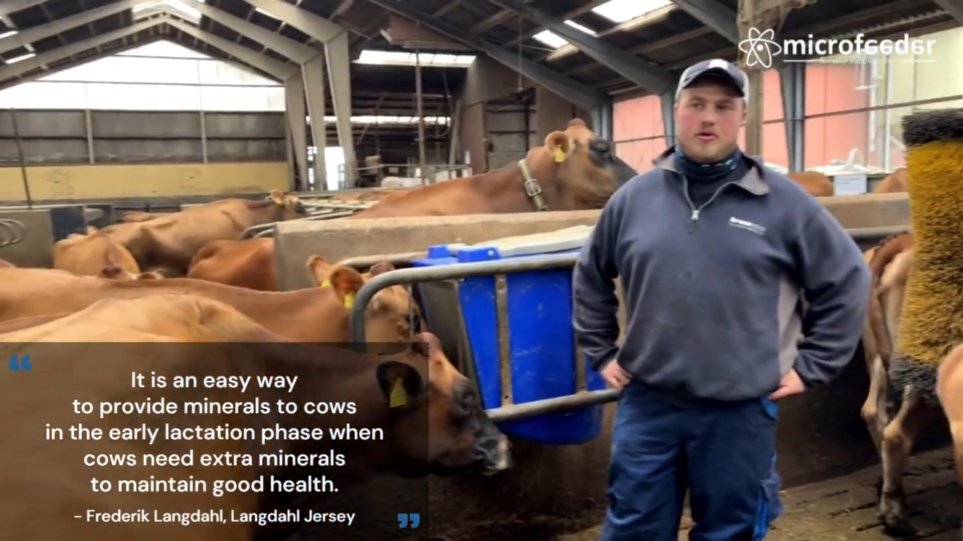 With Pitstop<sup>PLUS</sup> it is easy to allocate extra minerals to cows in the critical transition phase, says Frederik Langdahl, 