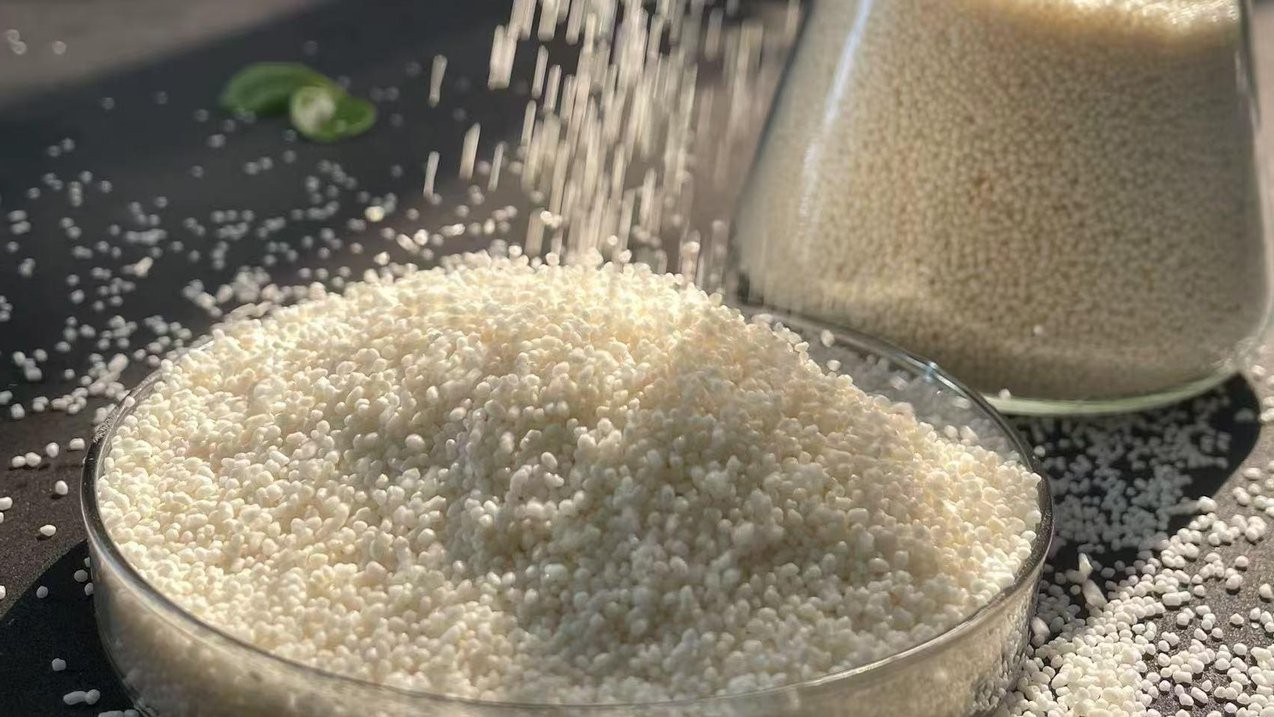 Rumen Protected Choline is a B-Vitamin like chemically produced compound, that supplements dairy cows' natural choline production via liver functions